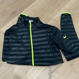Nike pullover - excellent condition